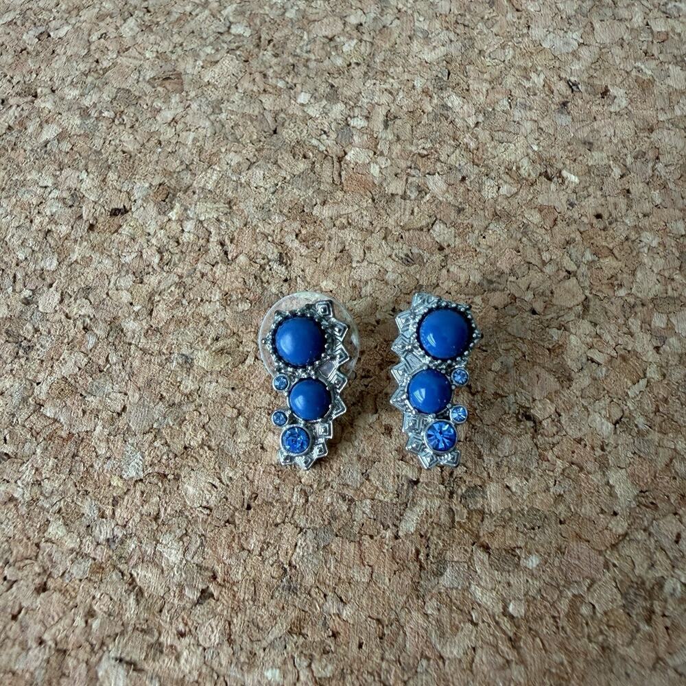 BCBGeneration Silver Blue Pierced Earrings Marked N, Boho, unique, chic, fashion